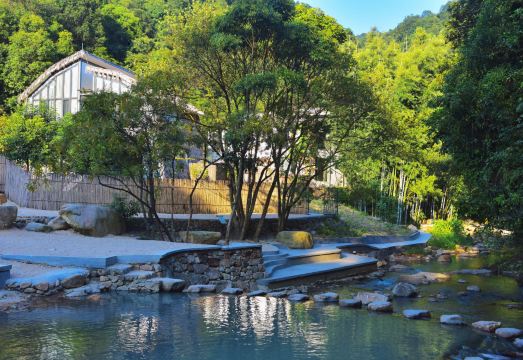 Habitat Creek VillaHotel Overview