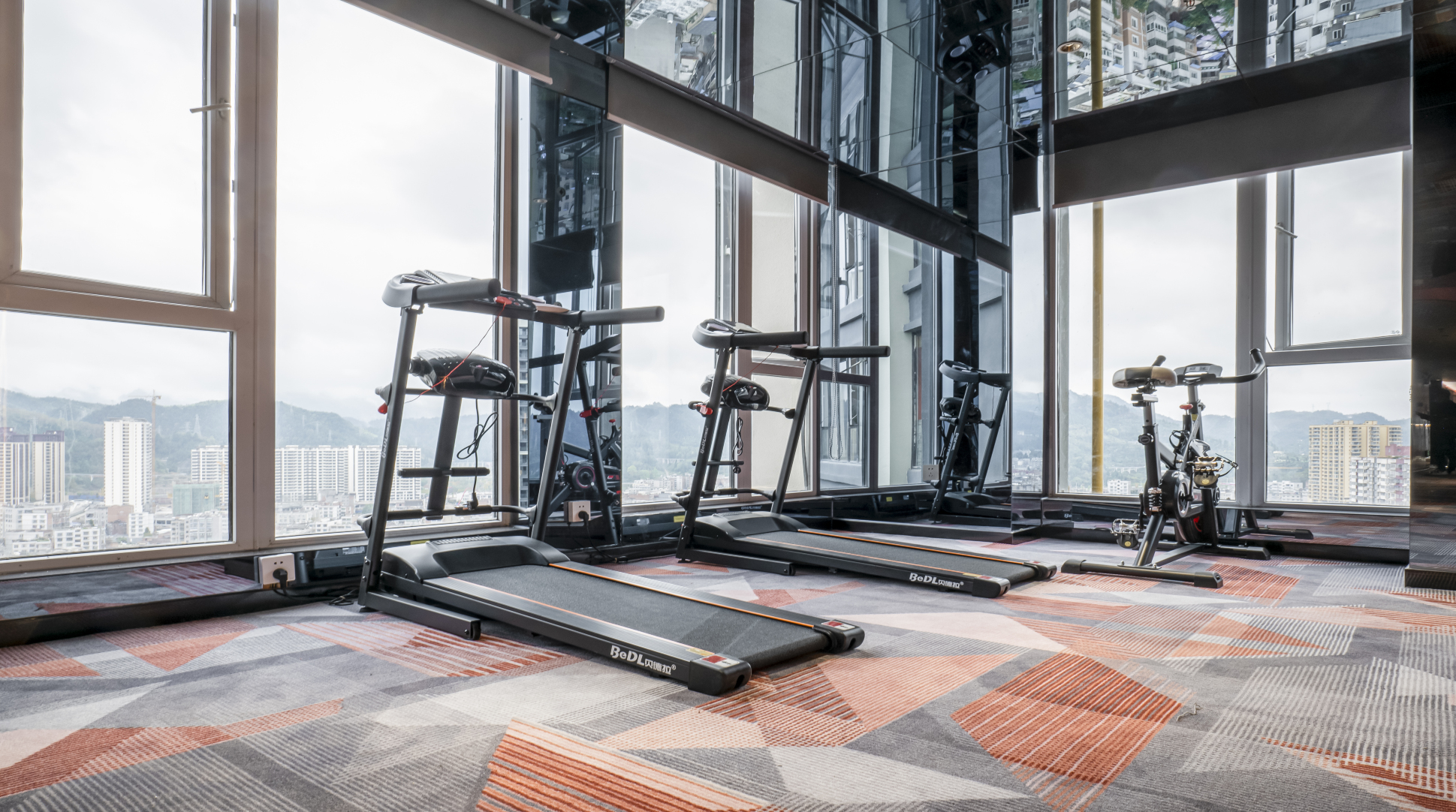 Xishui Yaroman City B&B Hotel Hotel Overview