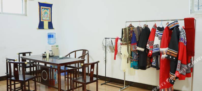 行人风迹客栈图片