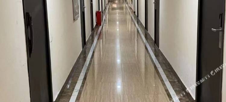 福州归悦影音公寓(东二环泰禾广场竹屿地铁站店)图片