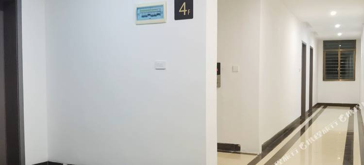 江畔酒店(资源中心花园广场风雨桥店)图片