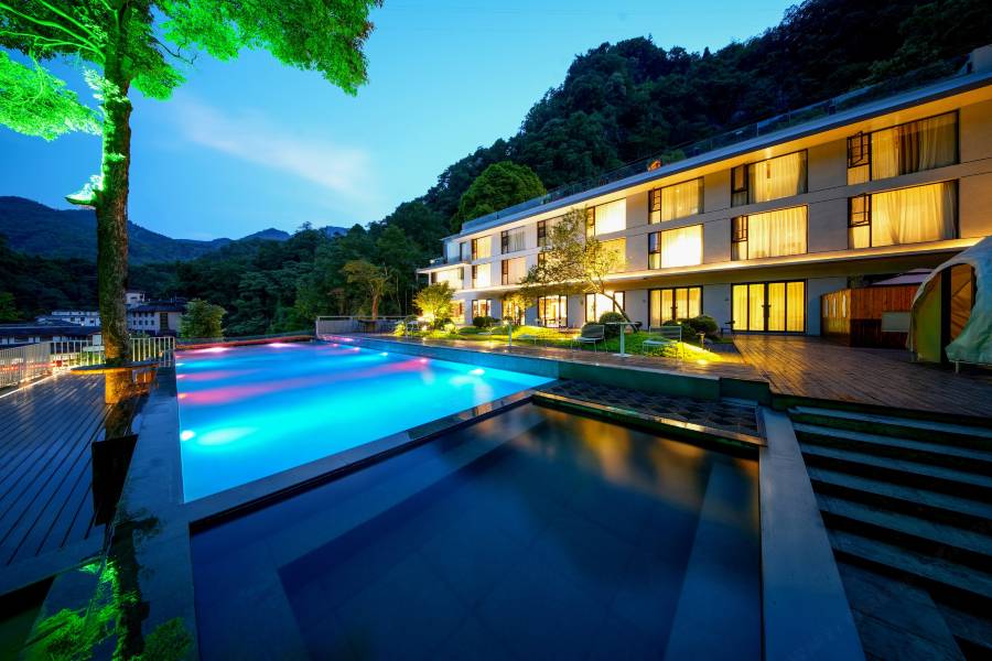 峨眉山荷堂楠溪•隱奢湯泉度假民宿