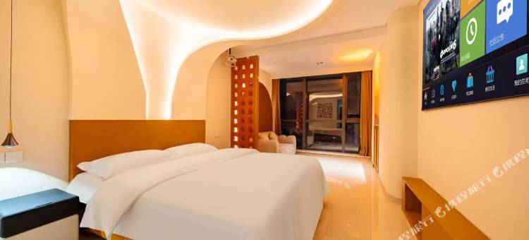 叁十贰电竞酒店(沈阳大学地铁站熙旺广场店)图片