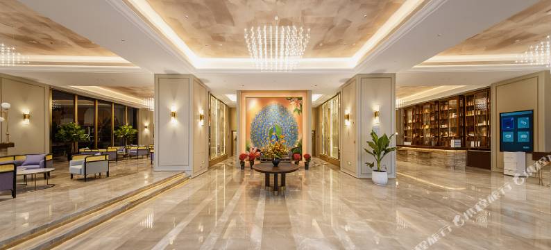 云锦美居高空泳池度假酒店(西双版纳景洪告庄星光夜市店)图片