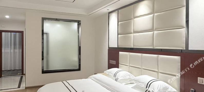 柏瑞酒店(保山五洲国际广场店)图片