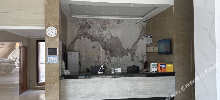 安龙正德酒店(招提景区店)图片