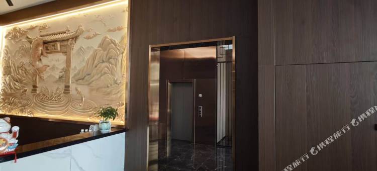 承德鼎煌星宸酒店(承德鼎盛王朝皇家广场店)图片