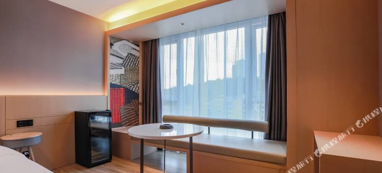 ZMAX满兮酒店(贵阳世纪城购物中心店)图片