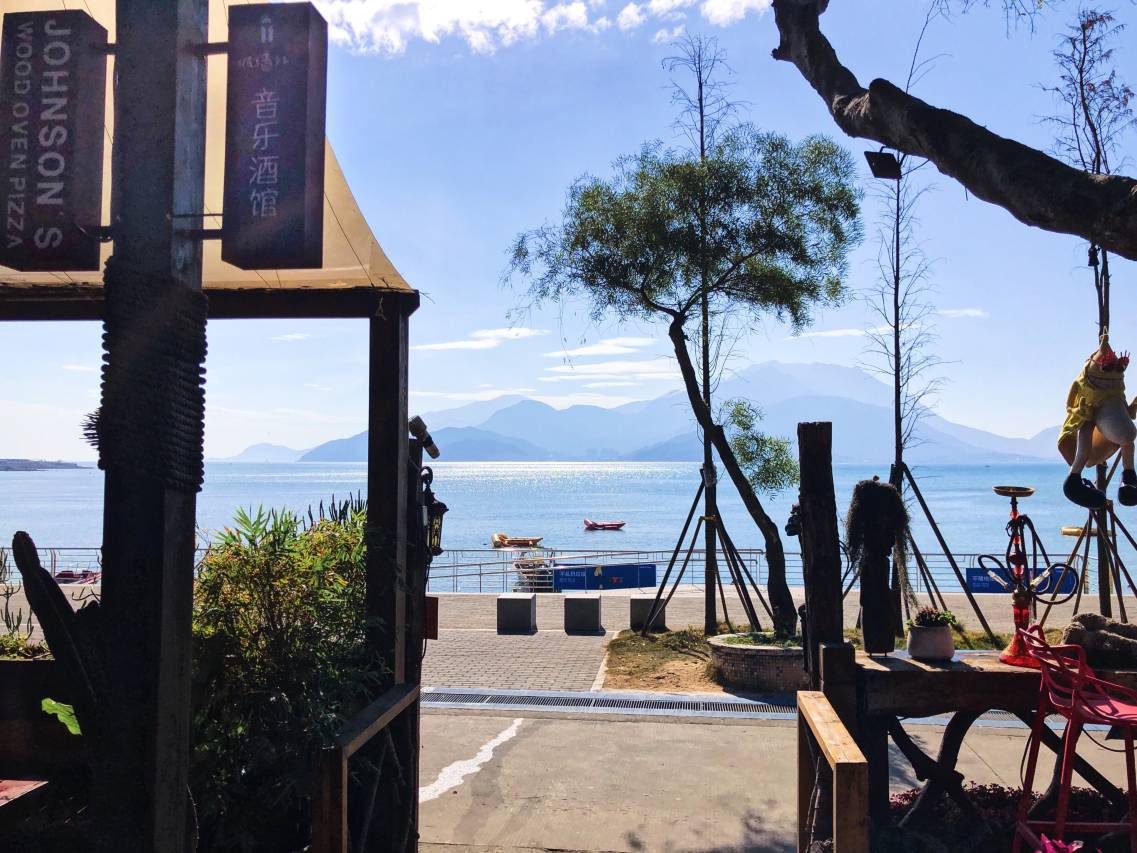 深圳城墙外海景民宿图片