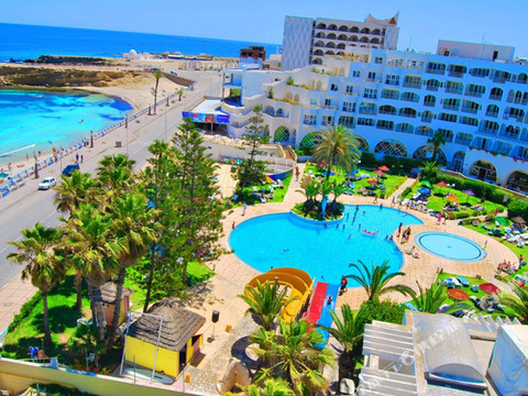 莫纳斯提尔德尔芬度假酒店