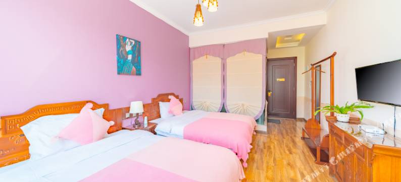 大理龙熙花园轻奢客栈(苍洱大道店)图片