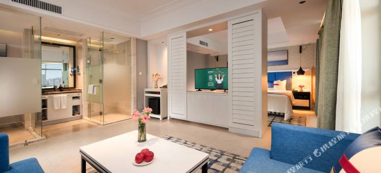 丽柏酒店(北海银滩大道侨港风情街店)图片