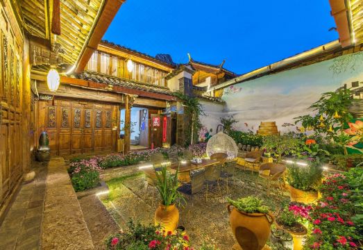 丽江浮生六梦居客栈（文华巷分店） Hotel Overview