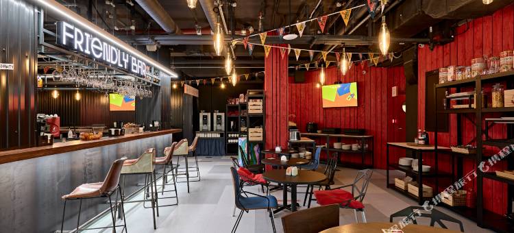 Vertical WE&I Lesnaya图片