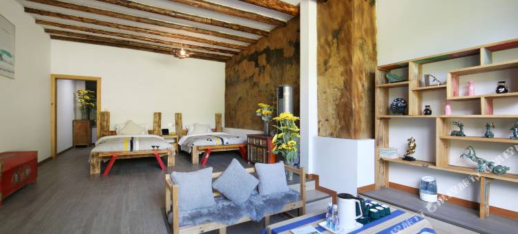 依云若雅民宿(林芝米林机场店)图片