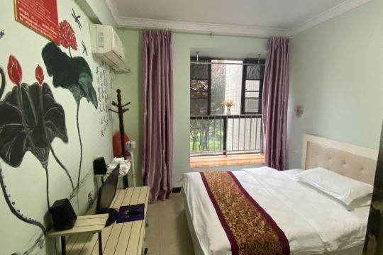 七彩公寓贵阳世纪城店