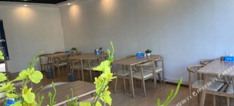 怡莱酒店(侯马新田广场高铁站店)图片