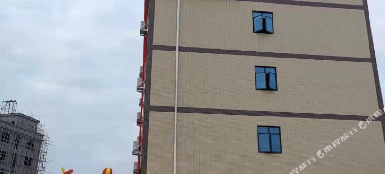 惠东光与盐民宿图片