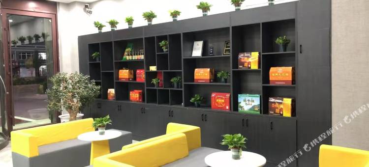 骏怡精选酒店(喀左金鼎龙湾店)图片