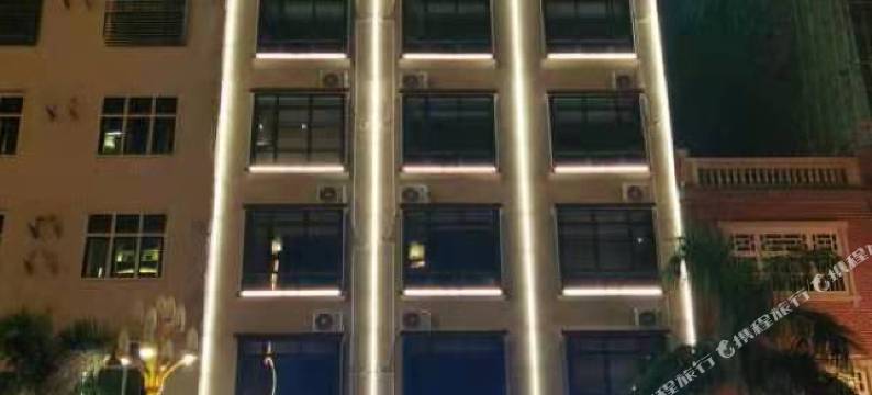 西栖酒店(临高富罗广场店)图片