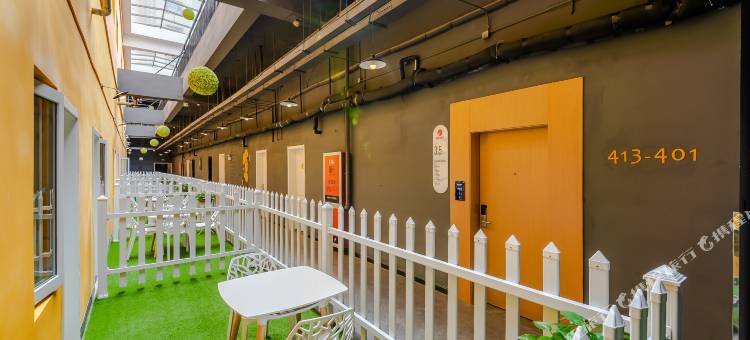 青岛品睿酒店(黄岛金沙滩度假区王家港地铁站店)图片