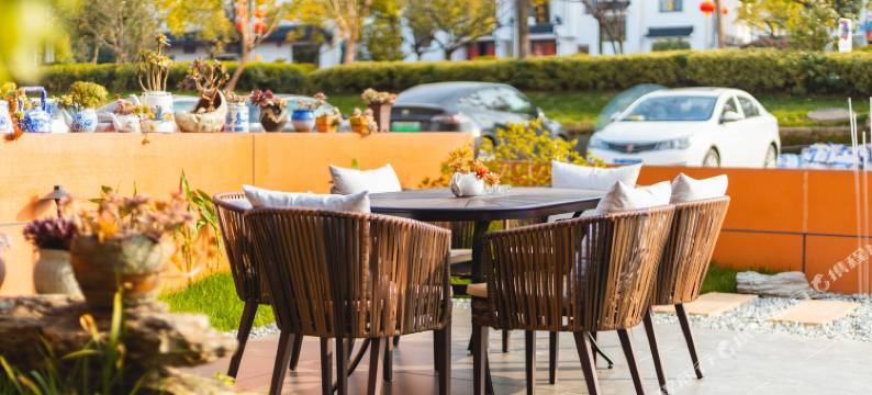 花筑·九华山四季美宿(九华山换乘中心店)图片