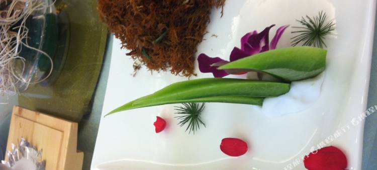 陆良桂华花园酒店图片