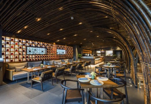 Chicland Danang Beach Hotel Hotel Overview