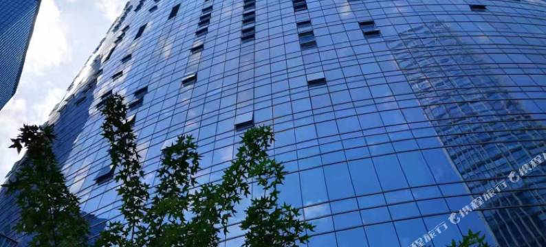 大连星海广场倾辰·浮光轻奢酒店公寓图片