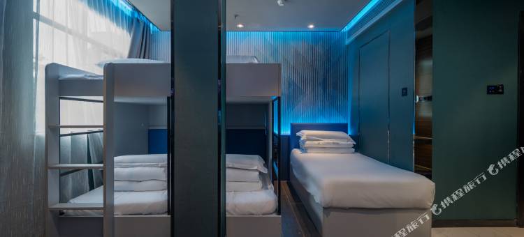 粤塔X趣影电竞酒店(广州天河广场车陂地铁站店)图片