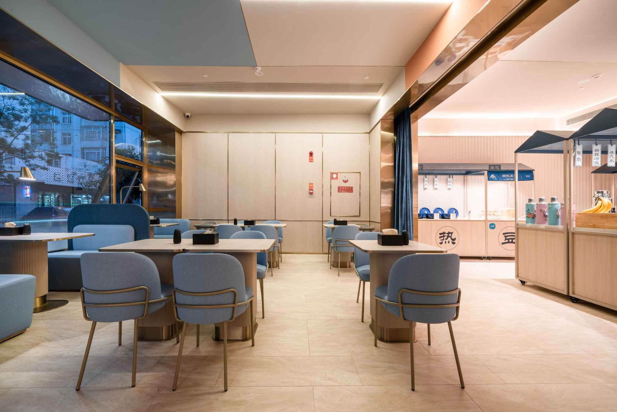 HanTing Hotel (Karakax Shengda Square)Over view