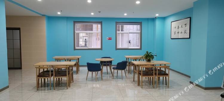 途客中国轻居酒店(延安红化山体公园店)图片