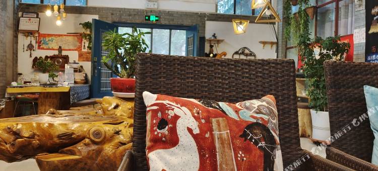 敦煌山泉山庄青年旅舍图片