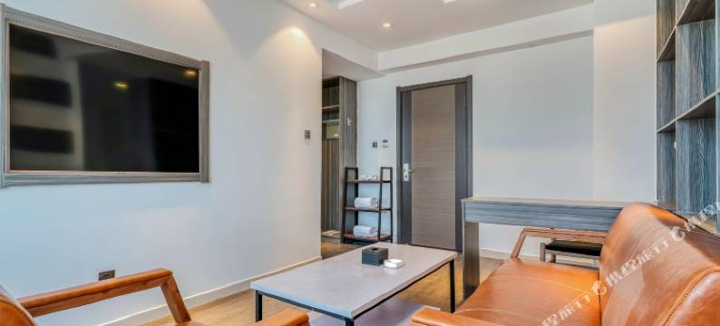 蓝调精品酒店(潍坊火车站泰华城店)图片