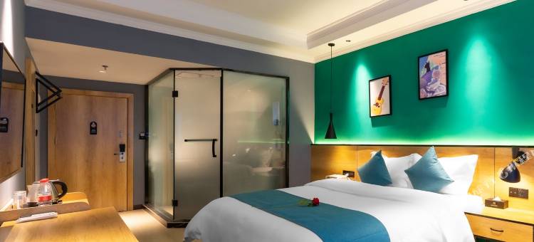 锐逸时尚酒店(南宁广西大学东门店)图片