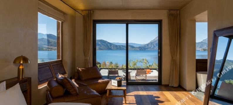 泸沽湖·千山继酒店图片