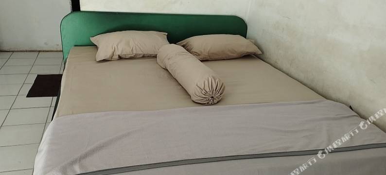 Hotel O 卡鲁尼亚旅馆靠近卡廷甘瓜拉区选举委员会秘书处办公室(Hotel O Losmen Karunia Katingan Near Kantor Sekretariat Ppk Katingan Kuala)图片