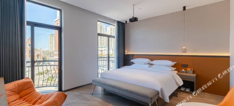 阿里未来花园酒店(梅冲湖地铁站店)图片