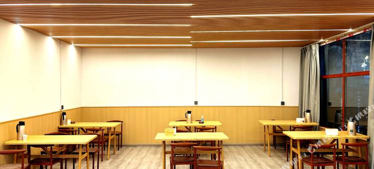 四海唯家(珠峰小镇店)图片