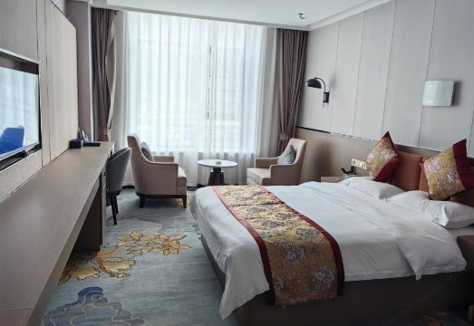 Lari Grand Hotel Hotel Overview