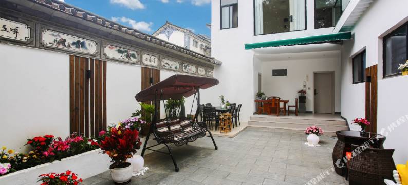 洱屿间·洱海悠居·轻奢庭院美宿(大理古城洱海门店)图片