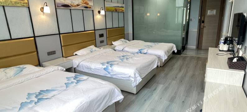 久治四叶草大酒店图片