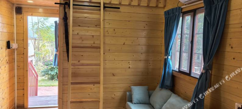 坡豪旅游码头木屋民宿图片