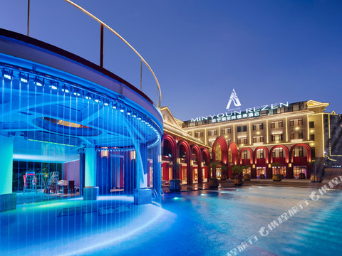 明宇丽呈阿德缦酒店(西双版纳景洪曼弄枫勐泐大佛寺店)