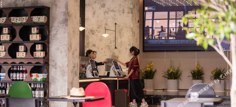 BEMORECOFFEE·比那多咖啡智慧酒店(丽江千古情店)图片
