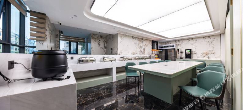 卡瑞酒店(深圳光明红花山体育馆店)图片
