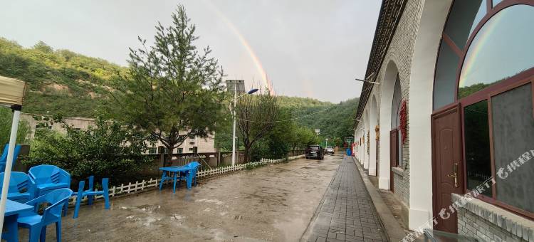 秦合窑洞民宿(凤凰山景区店)图片