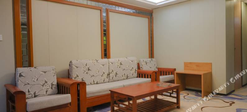 喀纳斯龙湖酒店图片