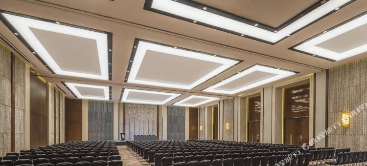 南昌WO酒店(艾溪湖东地铁站店)图片