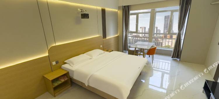 蓝舍轻奢宾馆(内蒙古民族大学店)图片